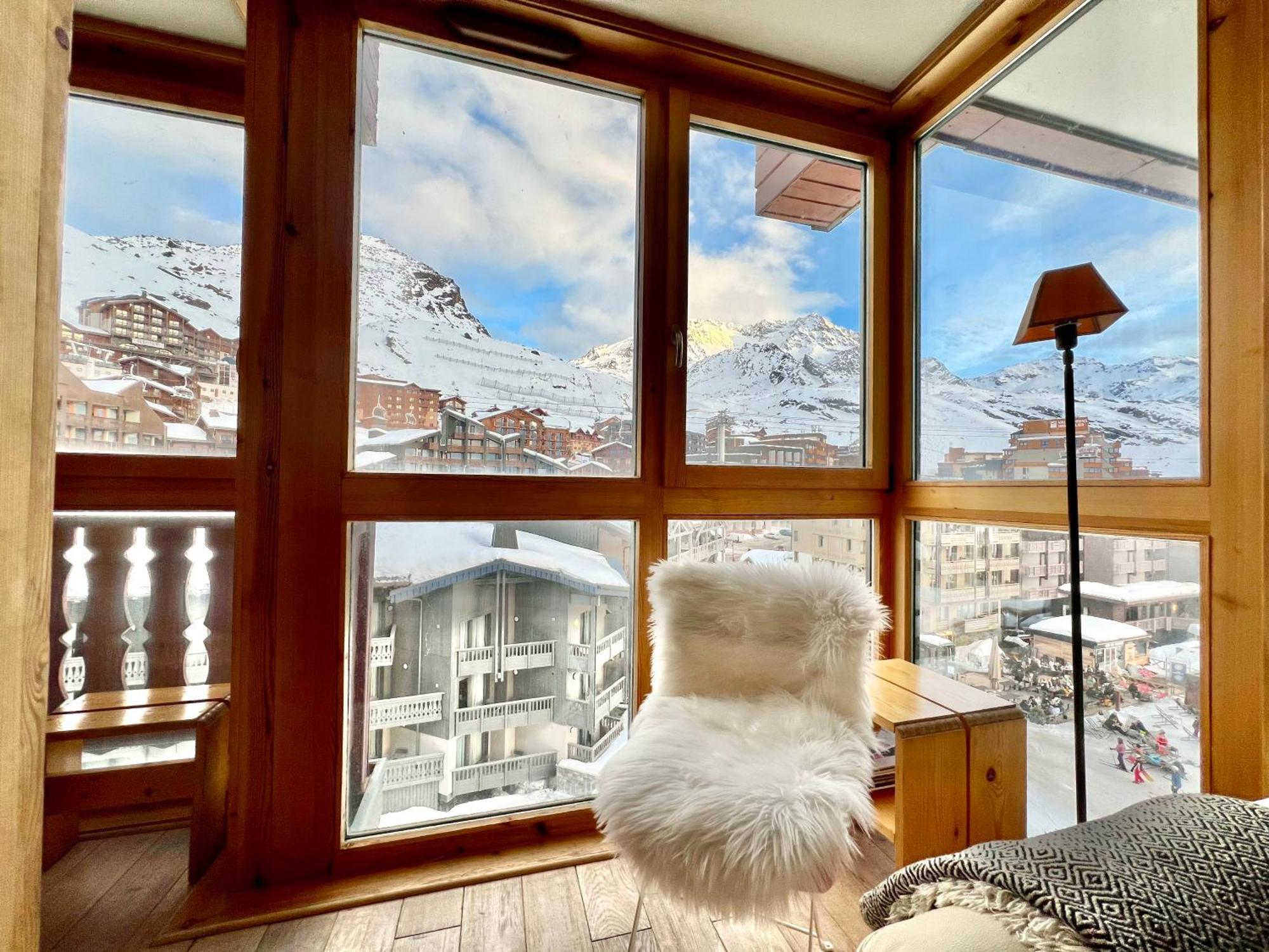 Dernier Etage Avec Vue Sur Les Montagnes Emplacement Exceptionnel Au Coeur De Val Thorens Ski Aux Pieds Prestations Incluses Exterior photo